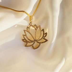 Lotus Flower Necklace 18k Gold Pave Crystal Flower Pendant